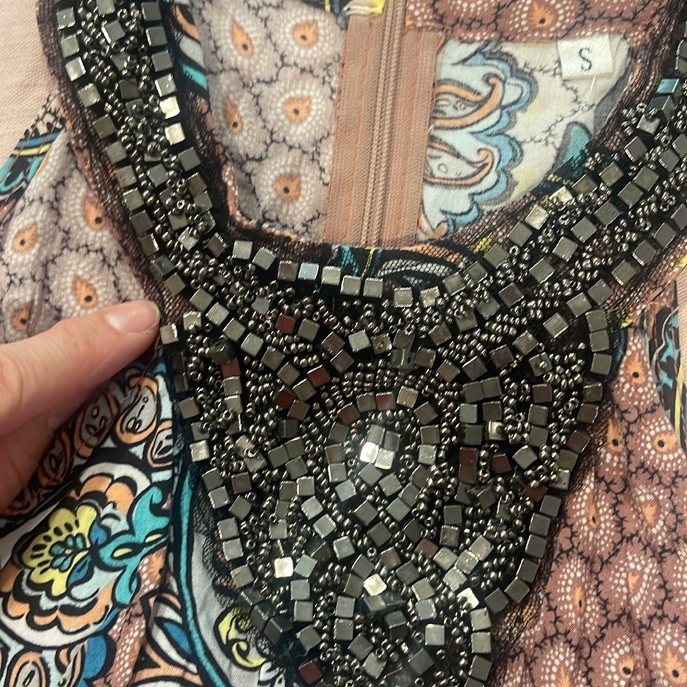 💗Matilda Paisley Print Romper Beaded Neckline - Picture 15 of 16